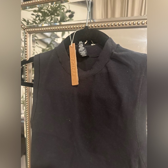 NWT Skims black tank top - Picture 3 of 5